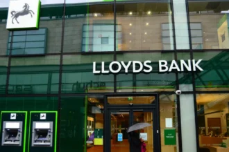 Annabel Yates Lloyds Cheque Deposit Explained Step-by-Step