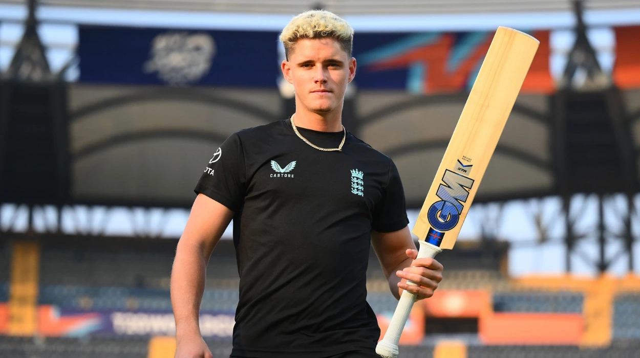 Jacob Bethell Biography, Stats and Cricket Achievements