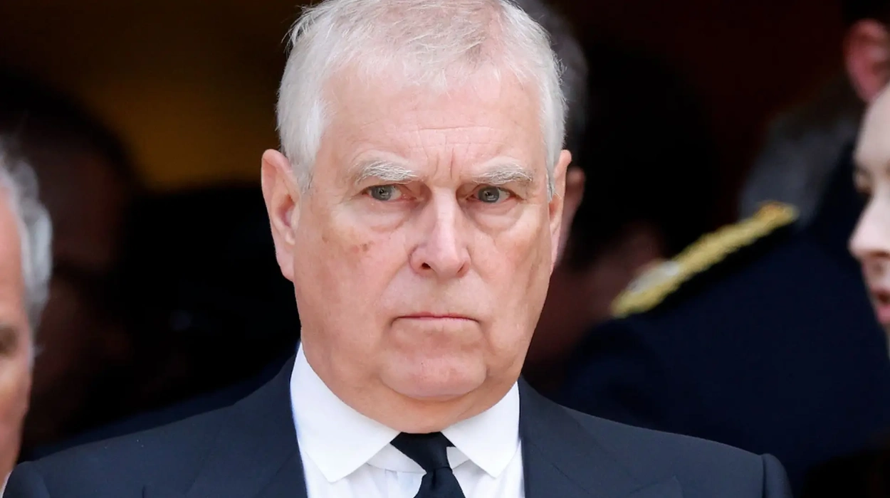 Andrew Mountbatten-Windsor: Royal Life & Headlines
