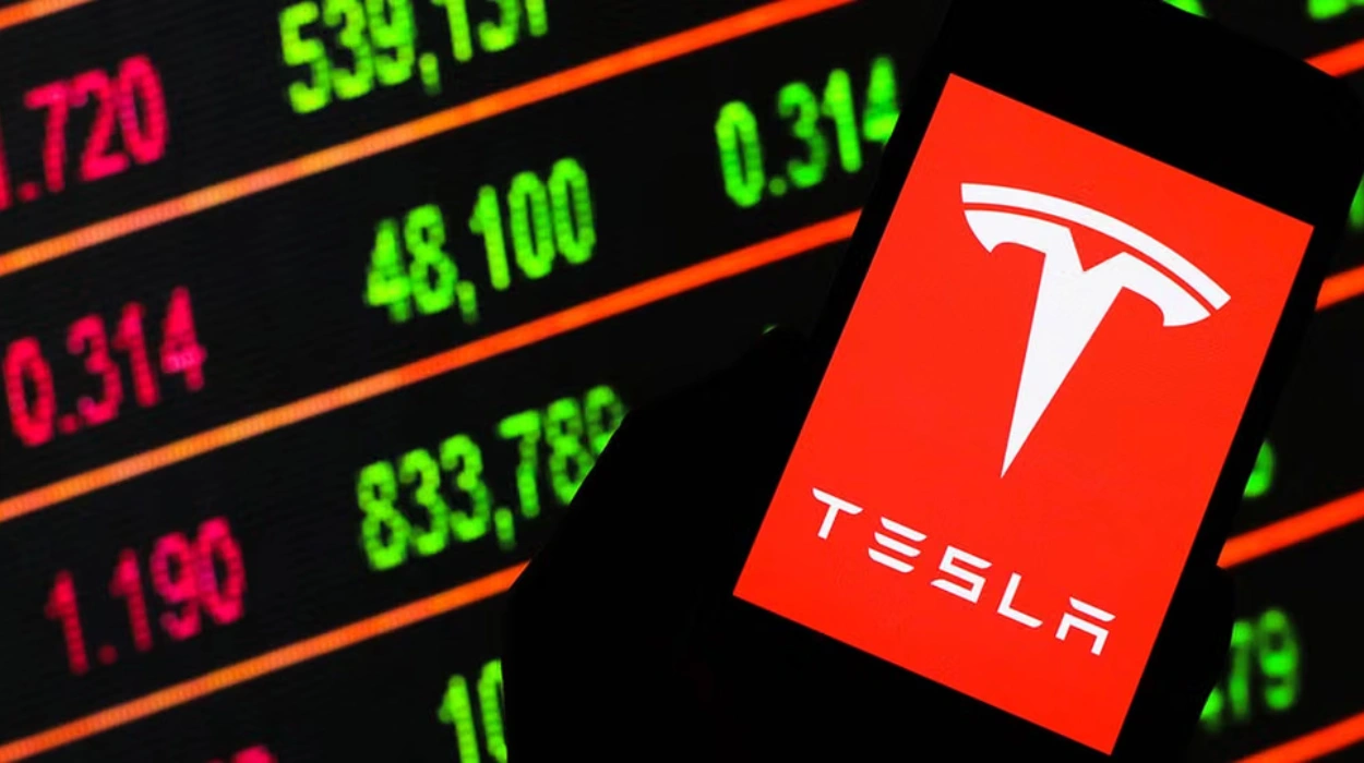 Tesla Stock Analysis: Investors Watch Future Growth Plans