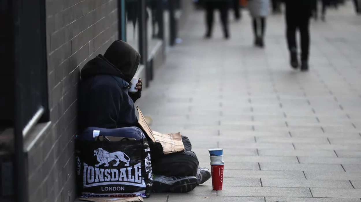 London Homelessness Crisis_ Causes, Figures and Solutions